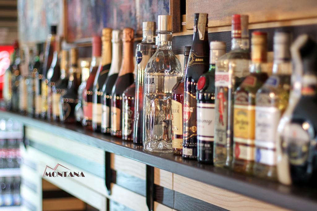 Hotel Montana Viseu de Sus Ngoại thất bức ảnh