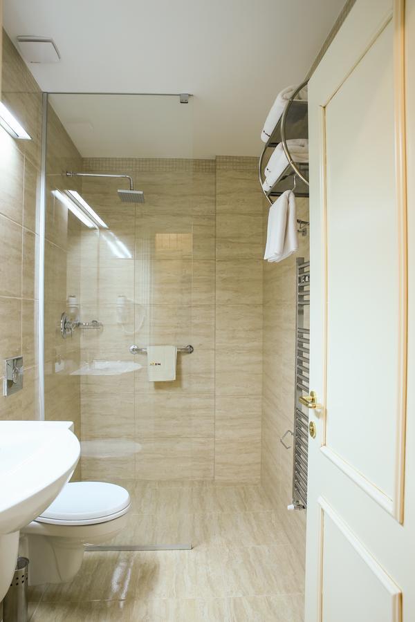 Hotel Montana Viseu de Sus Phòng bức ảnh